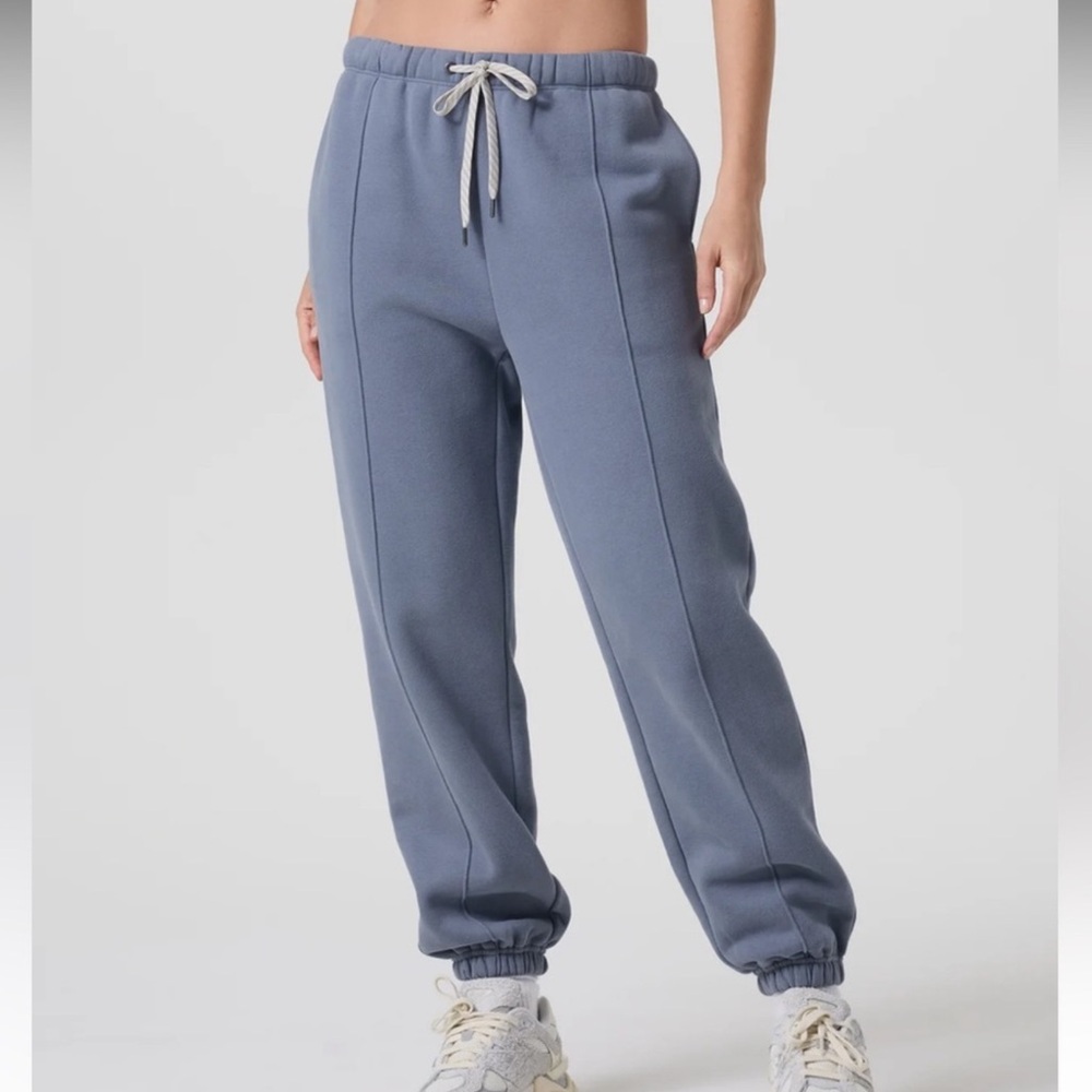 VUORI RESTORE SWEATPANTS SIZE LARGE NWT BLUE HERON - Picture 2 of 8